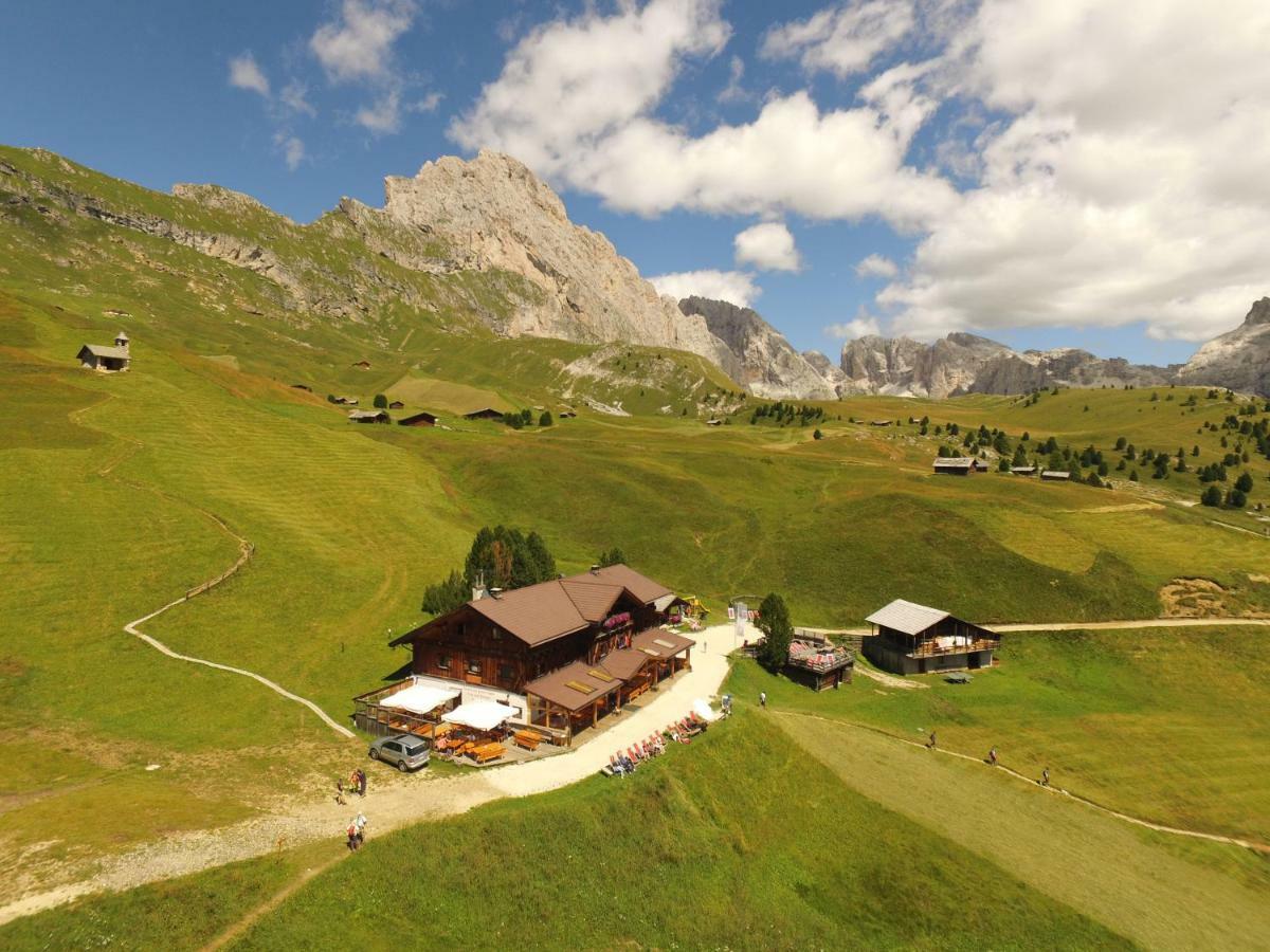 Rifugio Fermeda Hutte ξενώνας Santa Cristina Val Gardena Εξωτερικό φωτογραφία